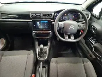 Used Citroën C3 PureTech 83 HP (61 kW) 2024 Blue Hatchback