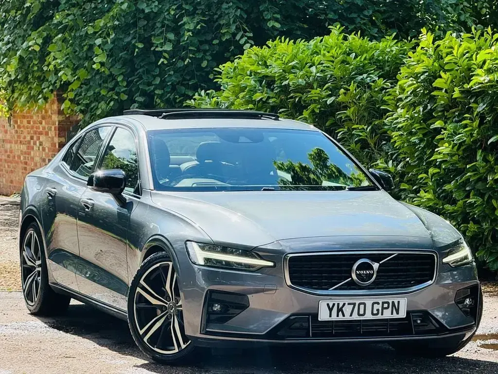 Used Volvo S60 R-Design 250 HP (183 kW) 2021 Grey Sedan