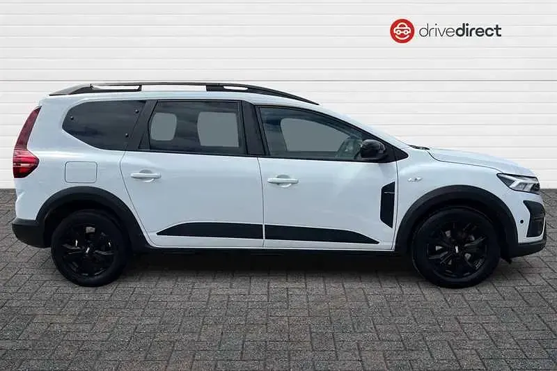 Used Dacia Jogger Extreme 110 HP (80 kW) 2023 White MPV
