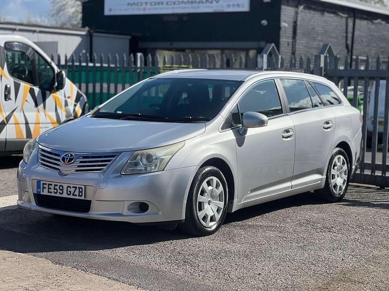 Used Toyota Avensis T2 2009 Silver Estate