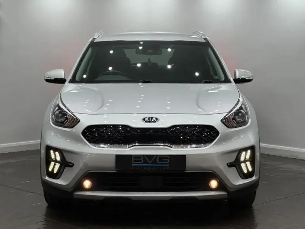 Used Kia Niro 141 HP (103 kW) 2019 Silver SUV