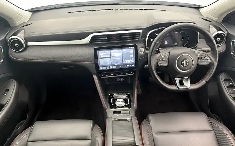 Used MG ZS Trophy Connect 114 kW (156 HP) 2024 White SUV