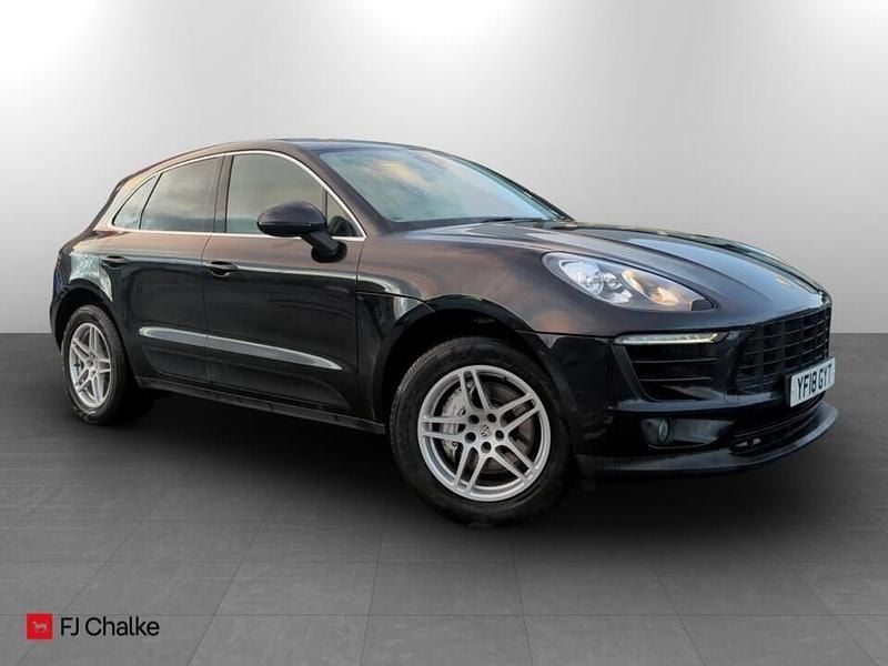 Black Used 2018 Porsche Macan SUV | £25,990 (Good price) - Image 1/4