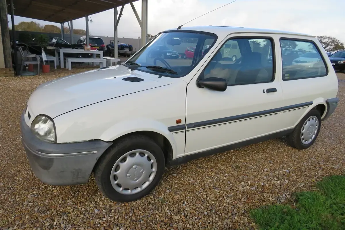 Used Rover 100 60 HP (44 kW) 1995 White Hatchback