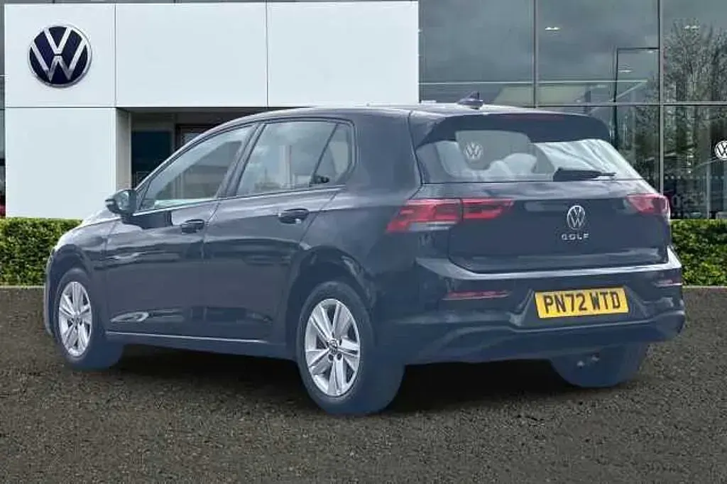 Używany VW Golf VIII 110 KM (80 kW) 2022