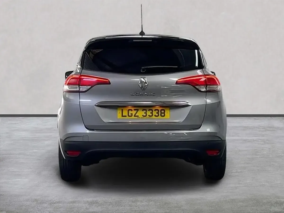 Used Renault Scénic III Dynamique 110 HP (80 kW) 2017 Grey MPV