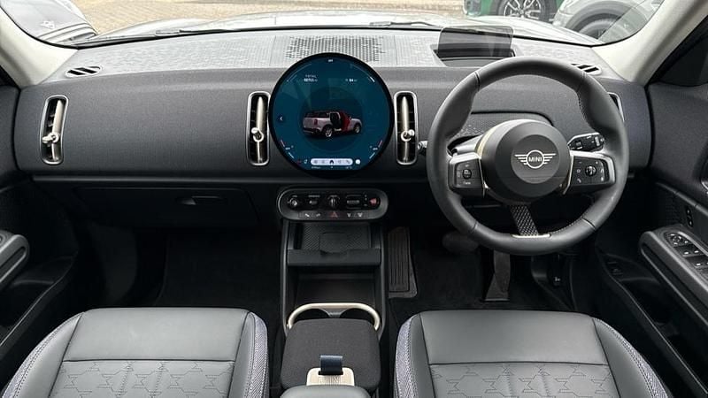 Used Mini Countryman 215 HP (158 kW) 2025 Silver SUV