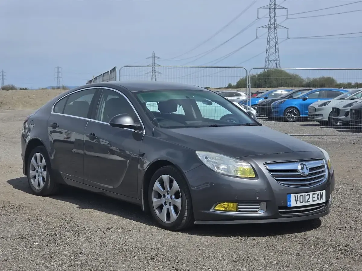 Used Vauxhall Insignia SRi 157 HP (115 kW) 2012 Grey Hatchback