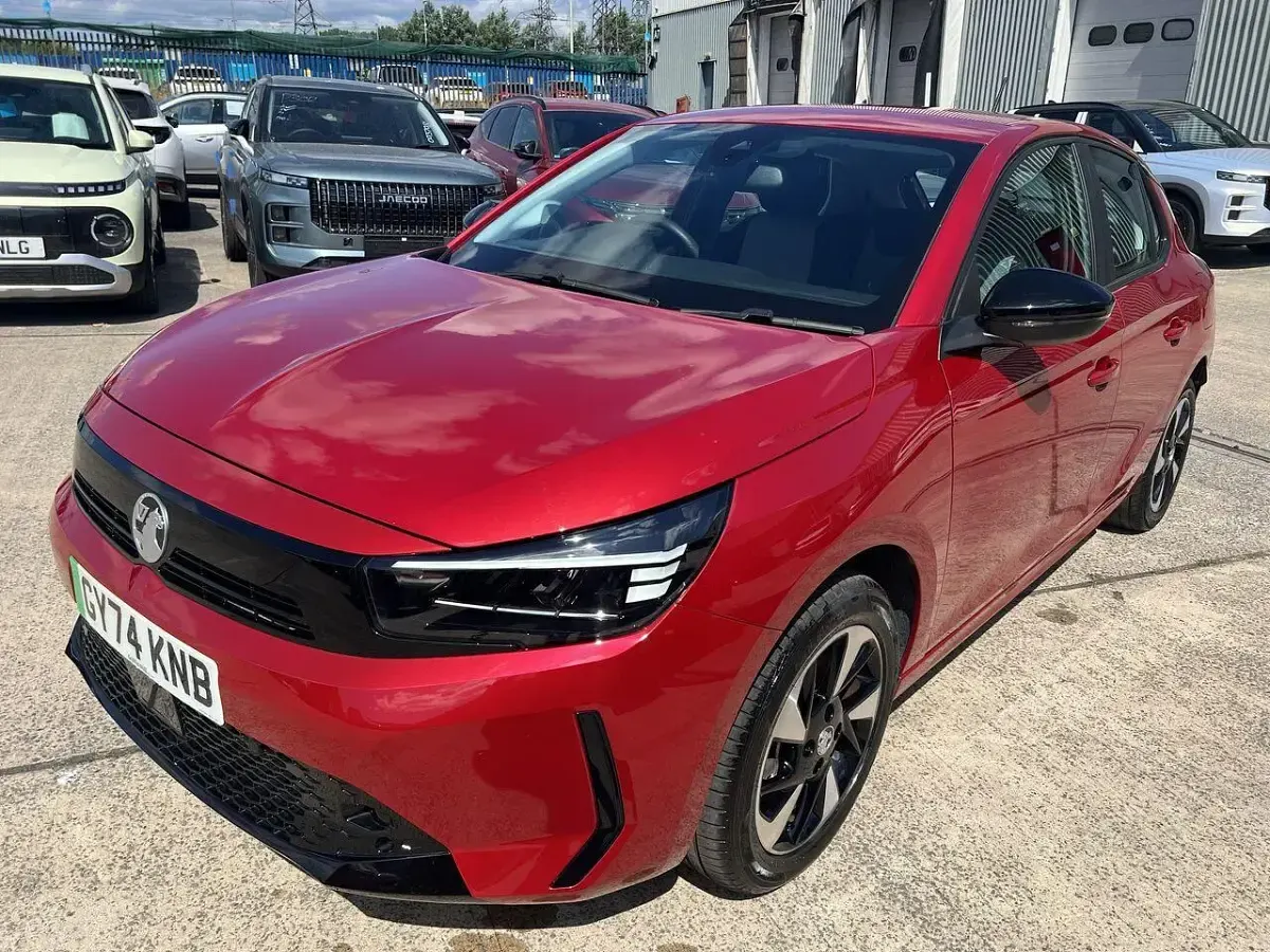 Used Vauxhall Corsa-e Design Edition 98 kW (134 HP) 2024 Red Hatchback