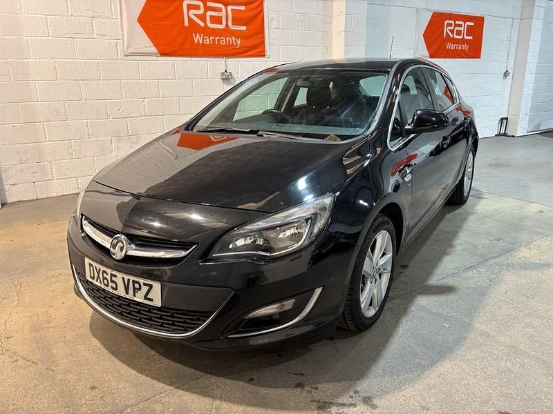 Black Used 2015 Vauxhall Astra SRi Hatchback | £3,295 (Fair price) - Image 1/4