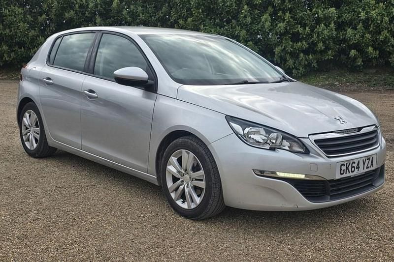 Used Peugeot 308 Active 100 HP (73 kW) 2014 Silver Hatchback