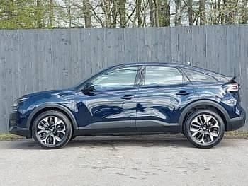 New Citroën C4 131 HP (96 kW) 2026 Metallic  eclipse blue SUV