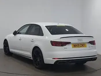 Used Audi A4 Black Edition 150 HP (110 kW) 2019 White Sedan