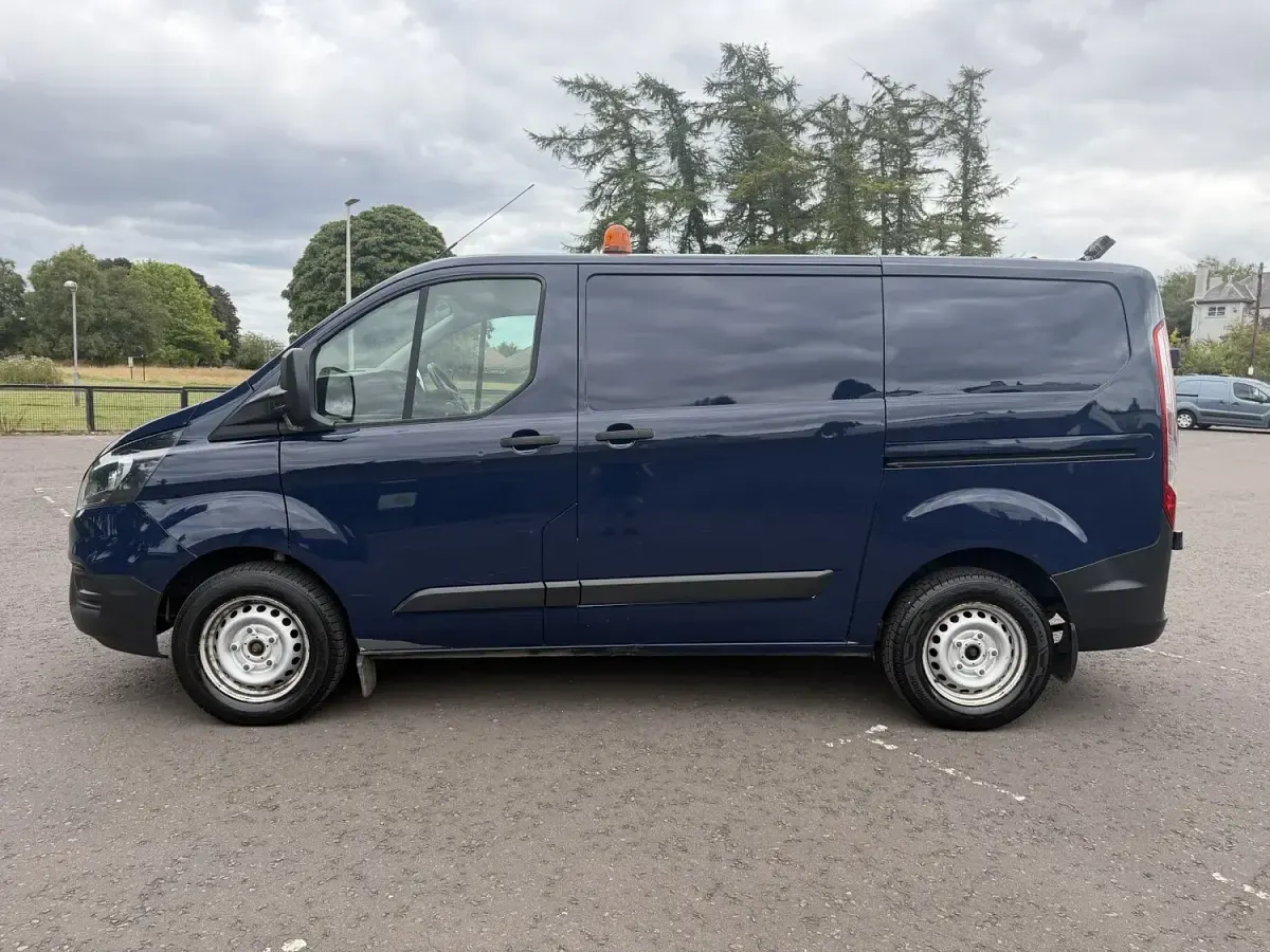 Used Ford Transit Custom 2018 Blue Van