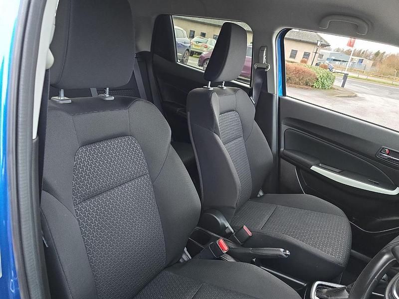 Used Suzuki Swift SZ-T 83 HP (61 kW) 2023 Blue Hatchback