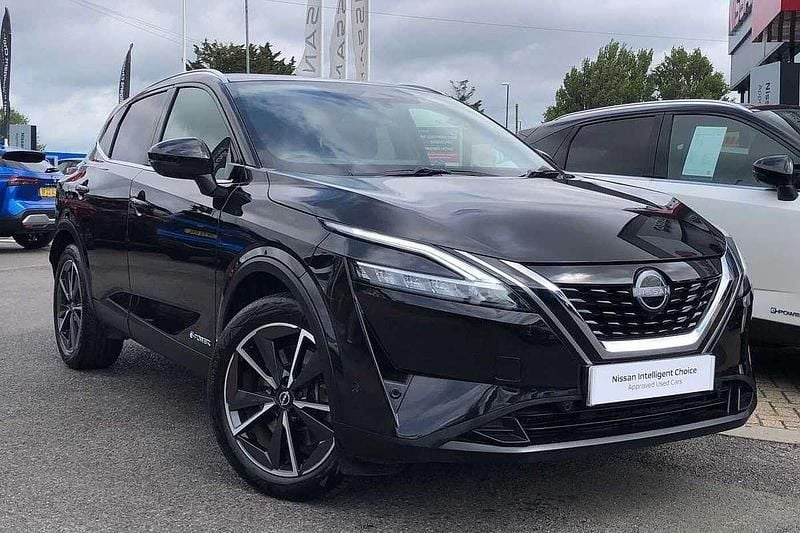 Black Used 2023 Nissan Qashqai Tekna SUV | £26,299 (A bit pricey) - Image 1/4