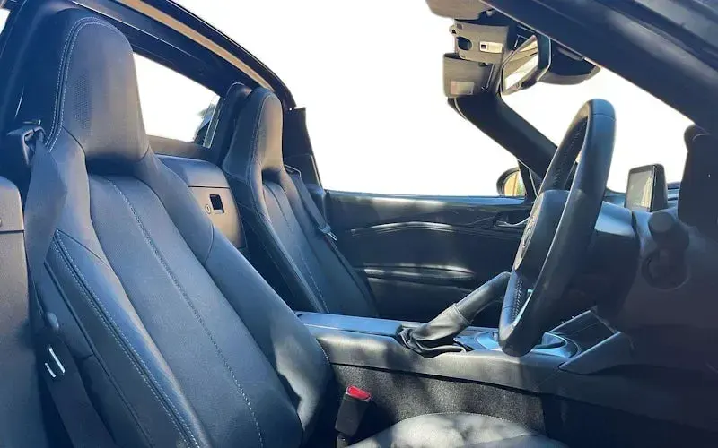 Used Mazda MX5 Inclusive 184 HP (135 kW) 2022 Grey Cabriolet