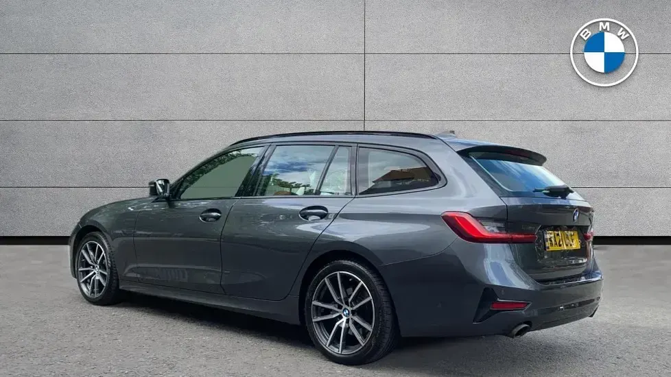Used BMW 320 Sport Line 184 HP (135 kW) 2021 Grey Estate