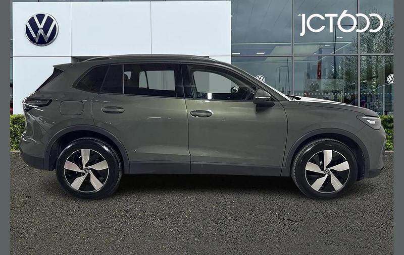 Used VW Tiguan Match 204 HP (150 kW) 2025 Green SUV