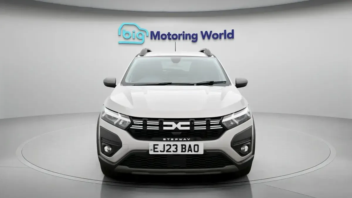Used Dacia Sandero Journey 90 HP (66 kW) 2023