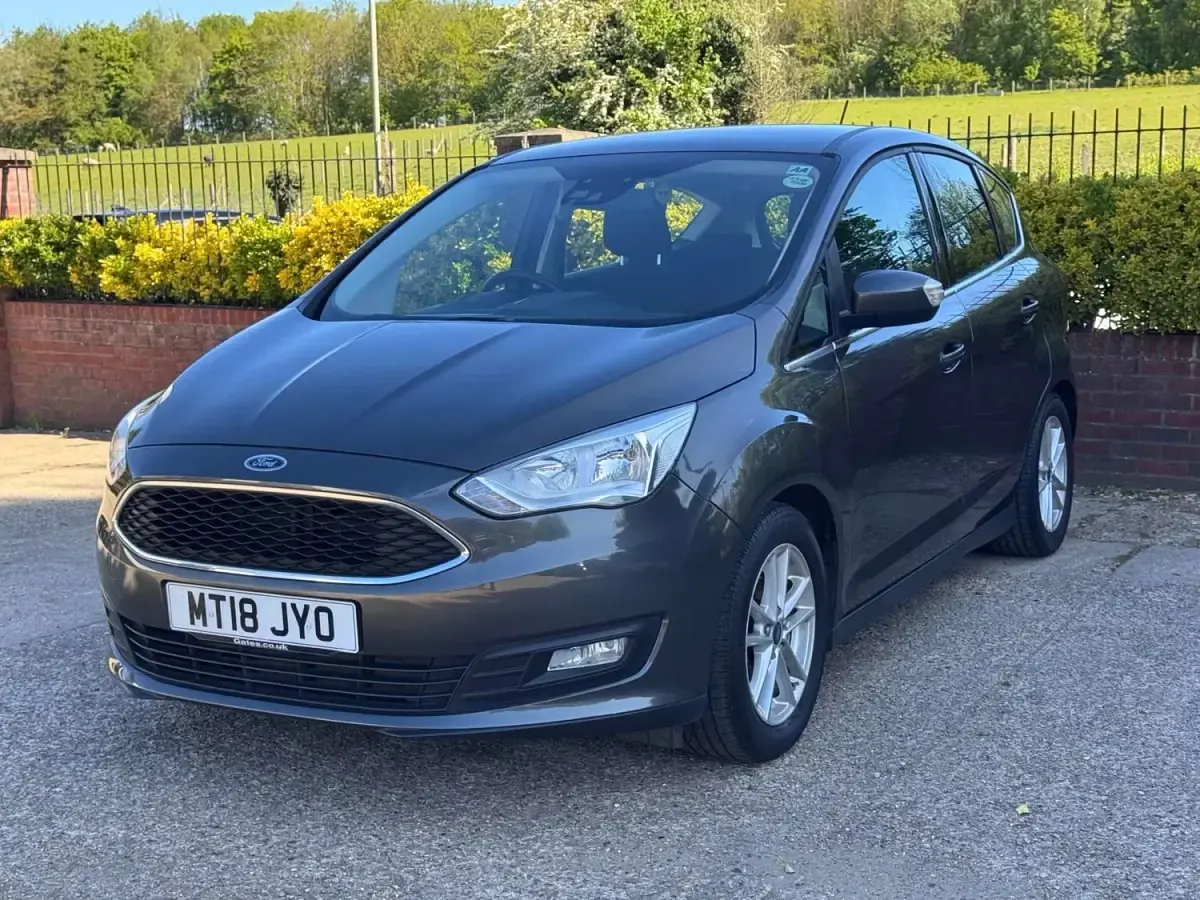 Usado Ford C-MAX Zetec 125 HP (91 kW) 2018 Cinzento Monovolume