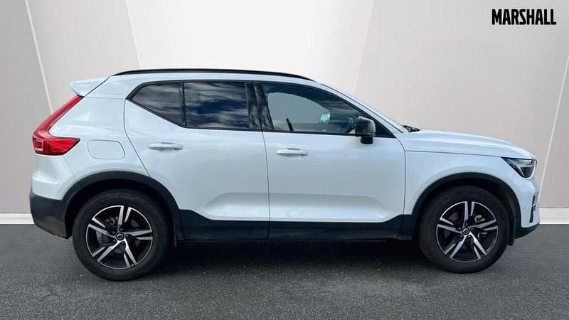Used Volvo XC40 Plus 163 HP (119 kW) 2023 White SUV