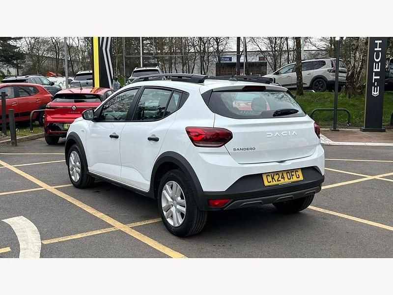 Used Dacia Sandero Essentiel 2024 White Hatchback