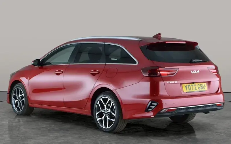 Used Kia Ceed Sportswagon 160 HP (117 kW) 2021 Red Estate