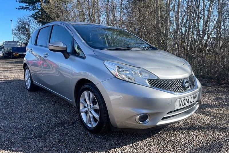 Used Nissan Note Tekna 90 HP (66 kW) 2014 Silver Hatchback