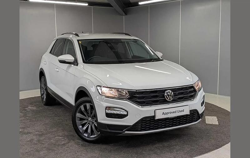 Used VW T-Roc SE 110 HP (80 kW) 2021 White SUV