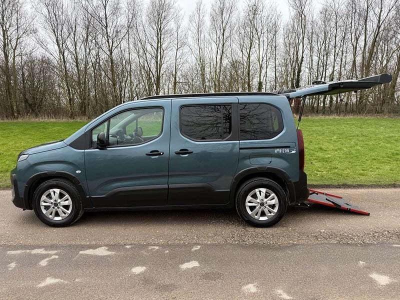 Used Peugeot Rifter Allure 2025 Blue MPV