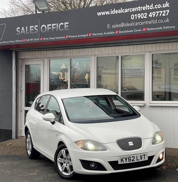 Used Seat Leon Copa 105 HP (77 kW) 2012 White Hatchback