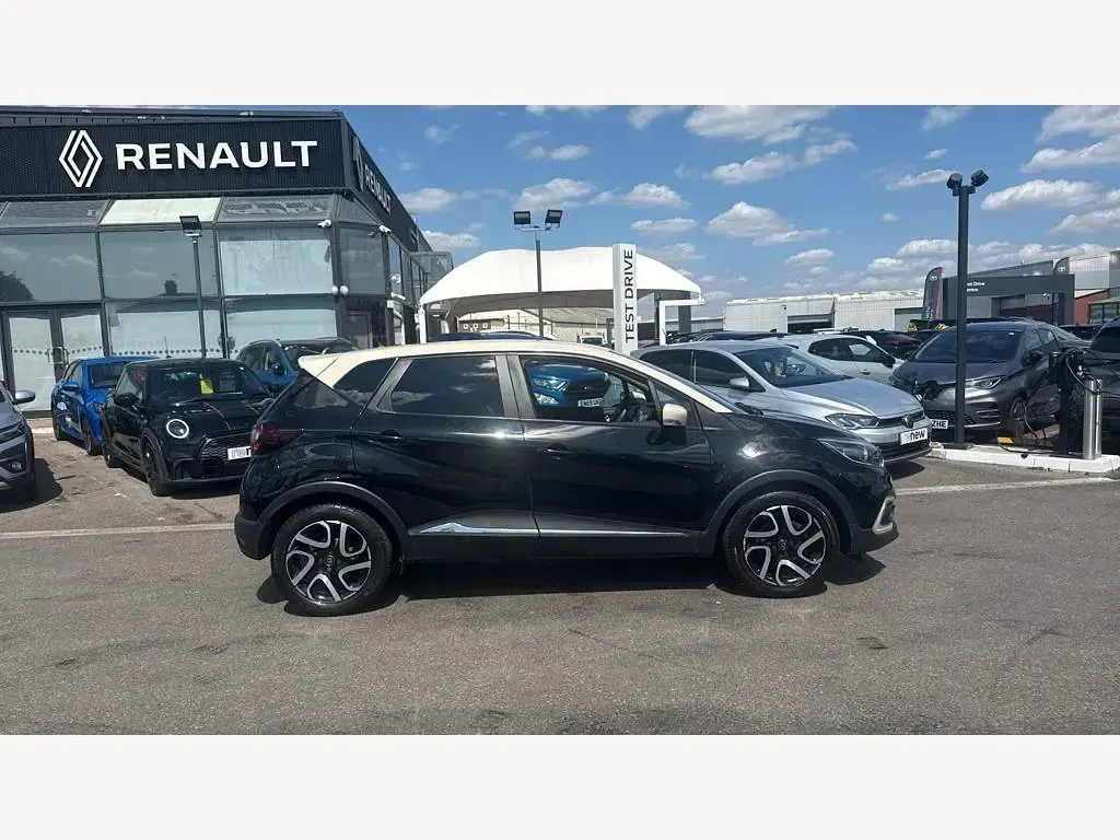 Used Renault Captur Iconic 150 HP (110 kW) 2019 Black  SUV