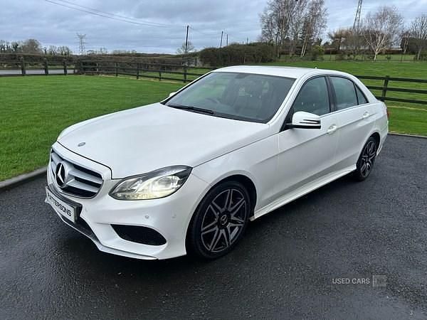 Used Mercedes E220 AMG line 2015 White Sedan