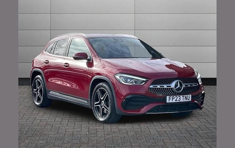 Used Mercedes GLA200 Executive 161 HP (118 kW) 2023 Red SUV