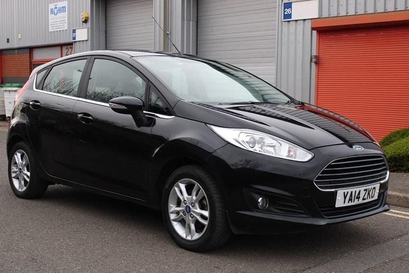 Used Ford Fiesta Zetec 82 HP (60 kW) 2014 Black Hatchback