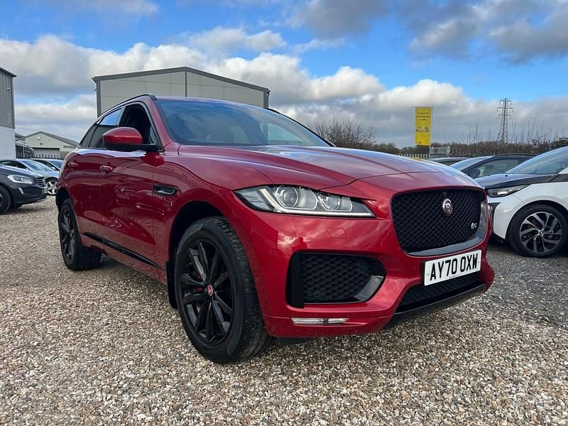 Second-hand Jaguar F-Pace S 300 CP (220 kW) 2020 Roșu SUV