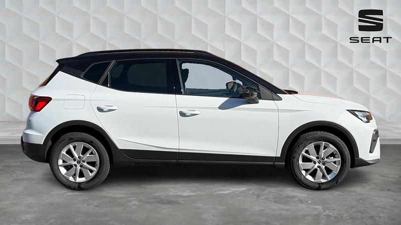 Used Seat Arona SE Technology 115 HP (84 kW) 2026 White SUV