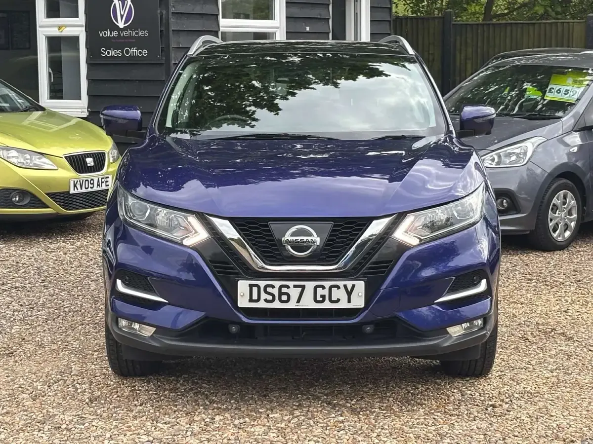 Used Nissan Qashqai N-Connecta 110 HP (80 kW) 2017 Blue SUV