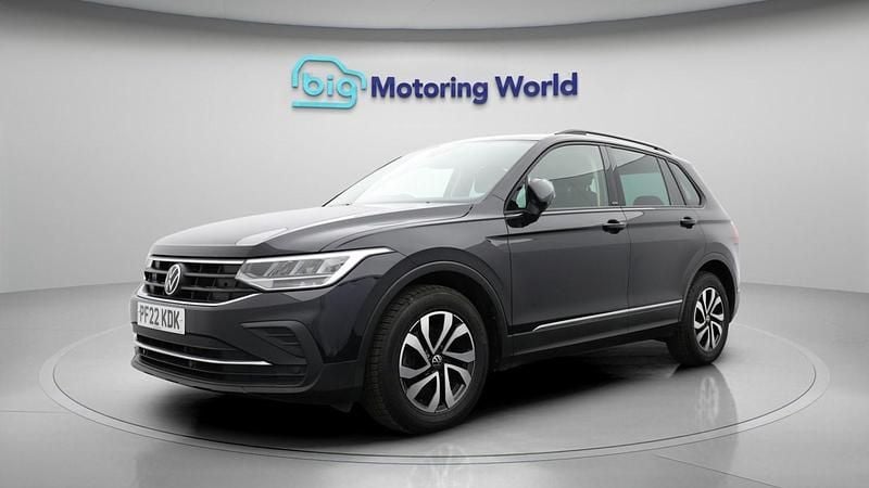 Used VW Tiguan Active 150 HP (110 kW) 2021 Black SUV