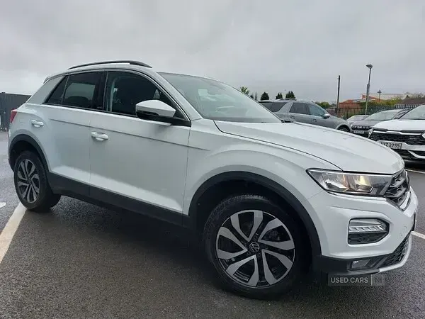 Used VW T-Roc Active 110 HP (80 kW) 2022 White SUV