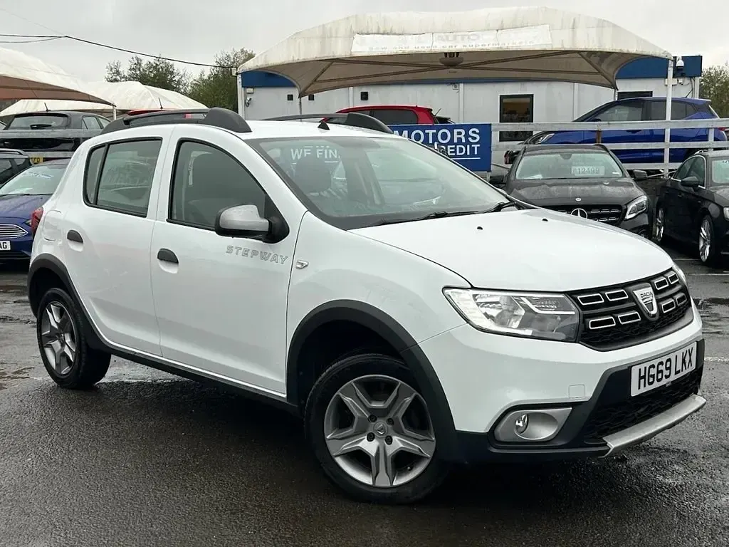 Gebraucht Dacia Sandero Comfort 90 PS (66 kW) 2019 Weiß Kleinwagen