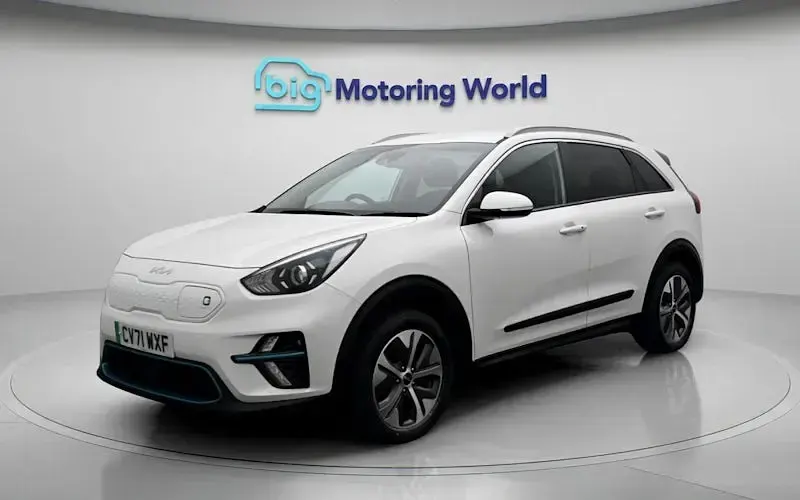 Used Kia e-Niro 150 kW (204 HP) 2022 SUV