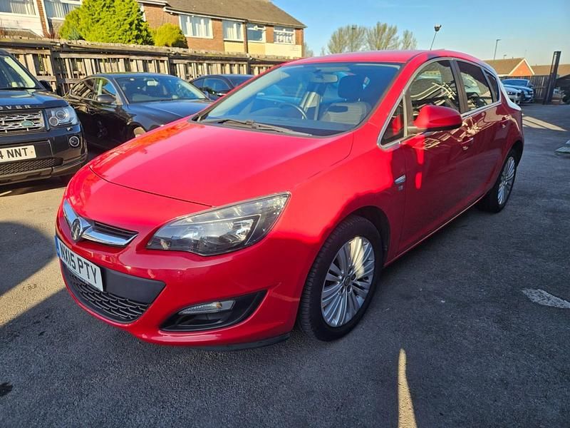 Used Vauxhall Astra Excite 2015 Red Hatchback