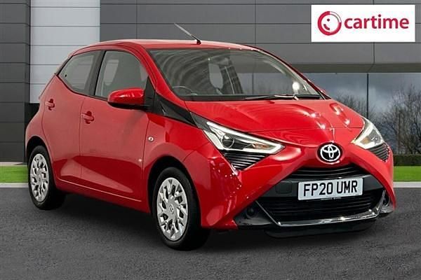 Red Used 2020 Toyota Aygo X-play Hatchback | £9,959 (Fair price) - Image 1/4