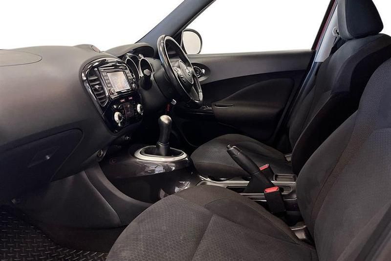 Used Nissan Juke N-TEC 117 HP (86 kW) 2014 Red SUV