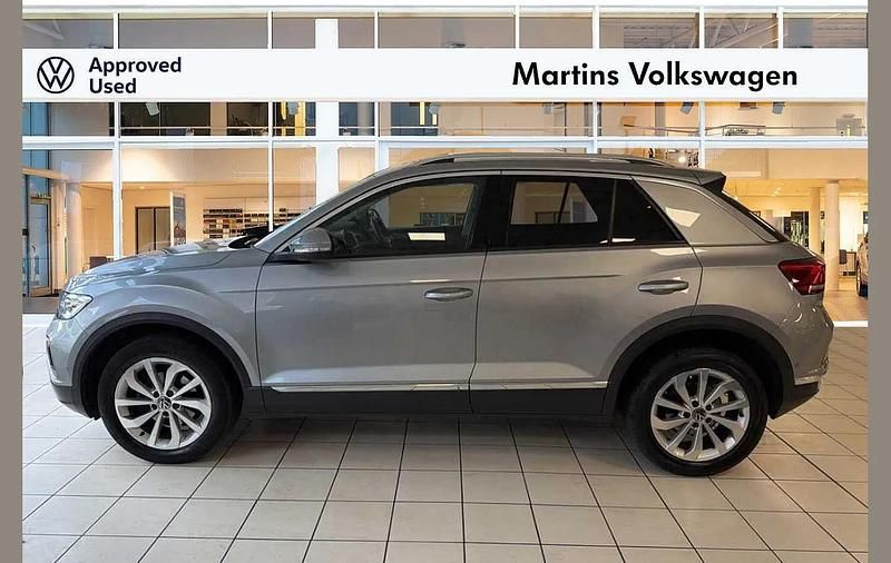 Used VW T-Roc Style 110 HP (80 kW) 2022 Silver SUV