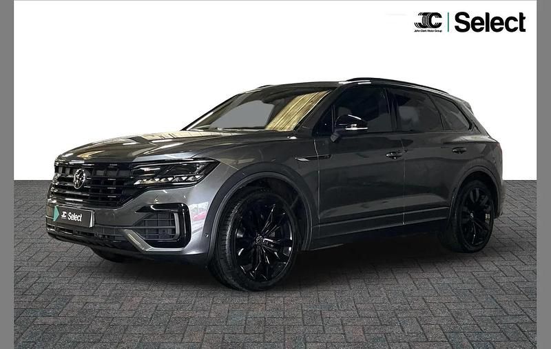 Używany VW Touareg Black Edition 281 KM (206 kW) 2022 Szary SUV