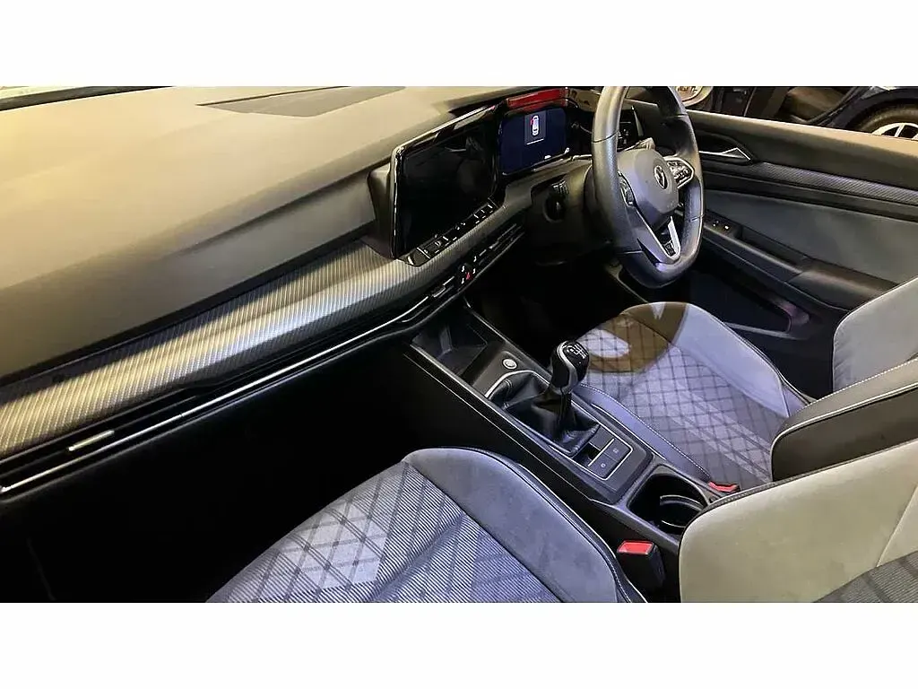 Used VW Golf VIII 150 HP (110 kW) 2022