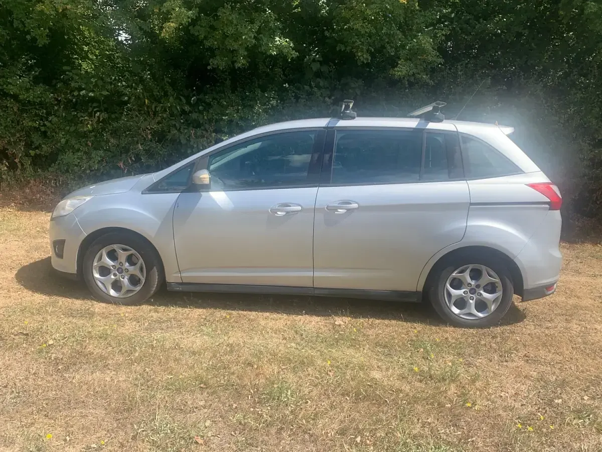 Used Ford Grand C-Max Zetec 2011 Silver MPV